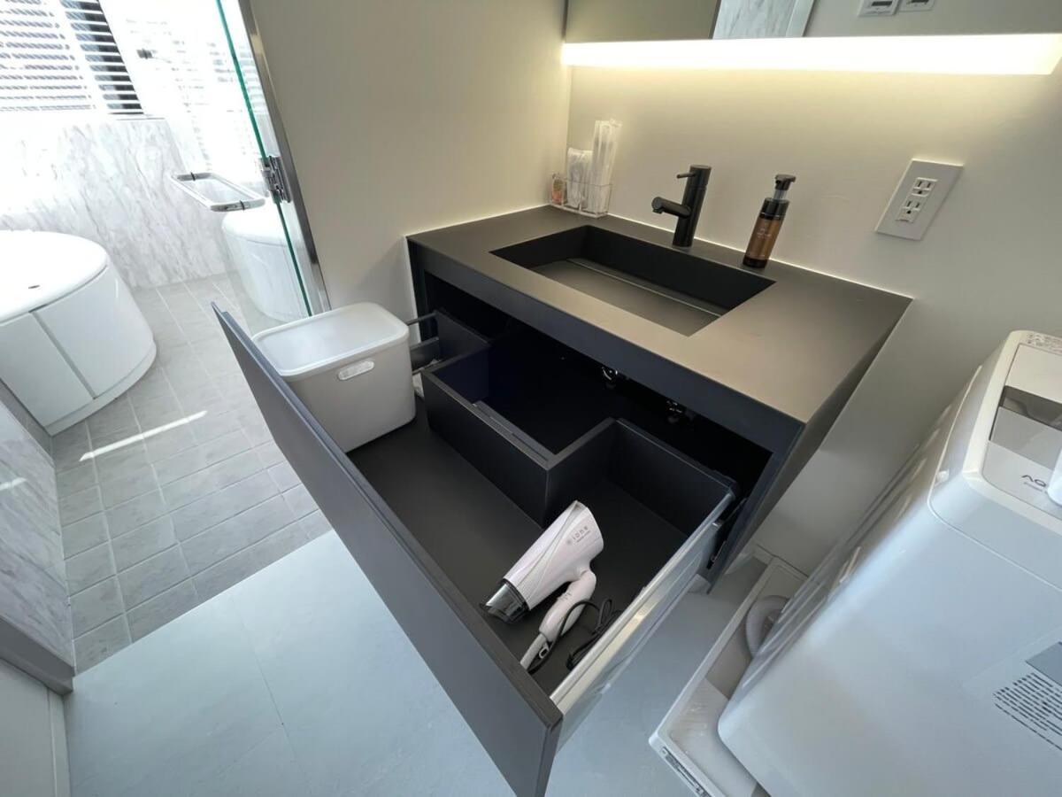 Bhotel Nekoyard - Scenic Penthouse Studio With Jacuzzi & Spacious Terrace Hiroshima Eksteriør billede
